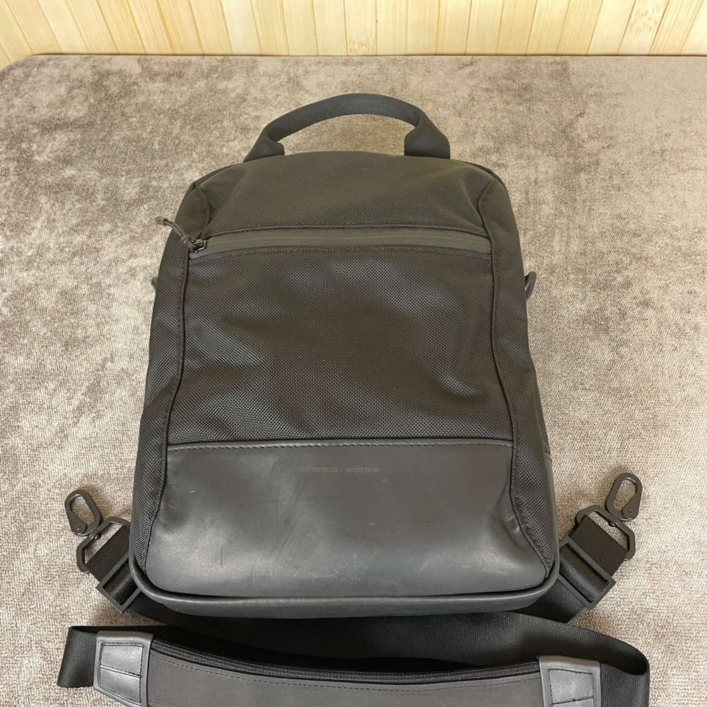 Waterfield Designs Hitch Crossbody Bag
